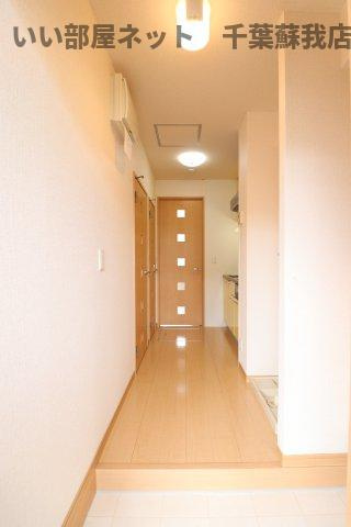 モナリエ港の玄関|ゆったりとした玄関です