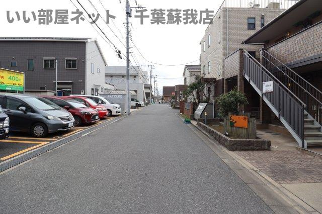 モナリエ港の周辺