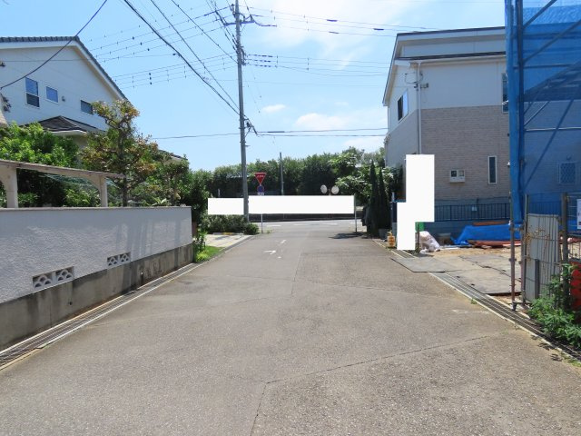 鶴ヶ島市富士見新築戸建の前面道路含む現地写真