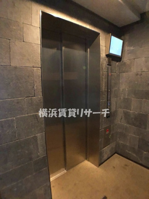  | スパシエソリデ横浜鶴見
