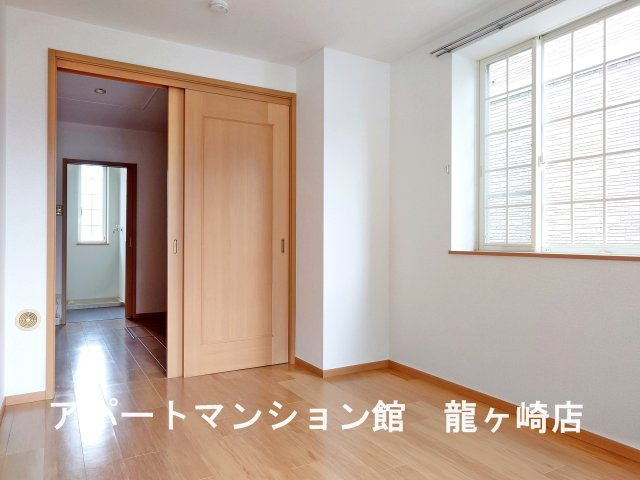 サンリット・ガーデンＡの居間・リビング
