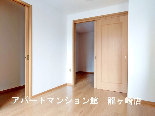 サンリット・ガーデンＡの居間・リビング