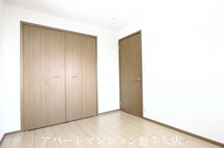 【洋室】 | グランセレッソ弐番館