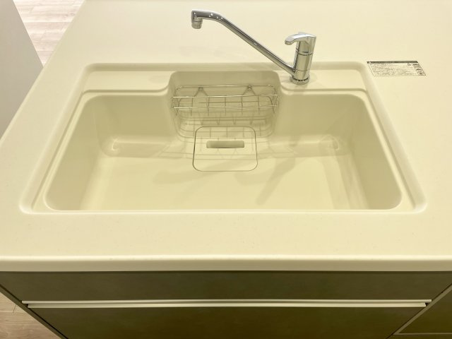 ハイマート弥刀の浴室|お料理がはかどる3口ガスコンロを採用♪