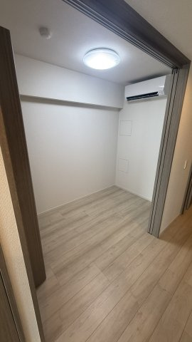 ドゥーエ三ノ輪Ⅲの洋室