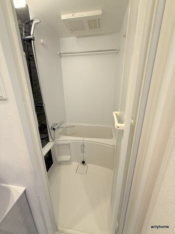 エスリード大阪エヴォルツ　仲介手数料無料の浴室