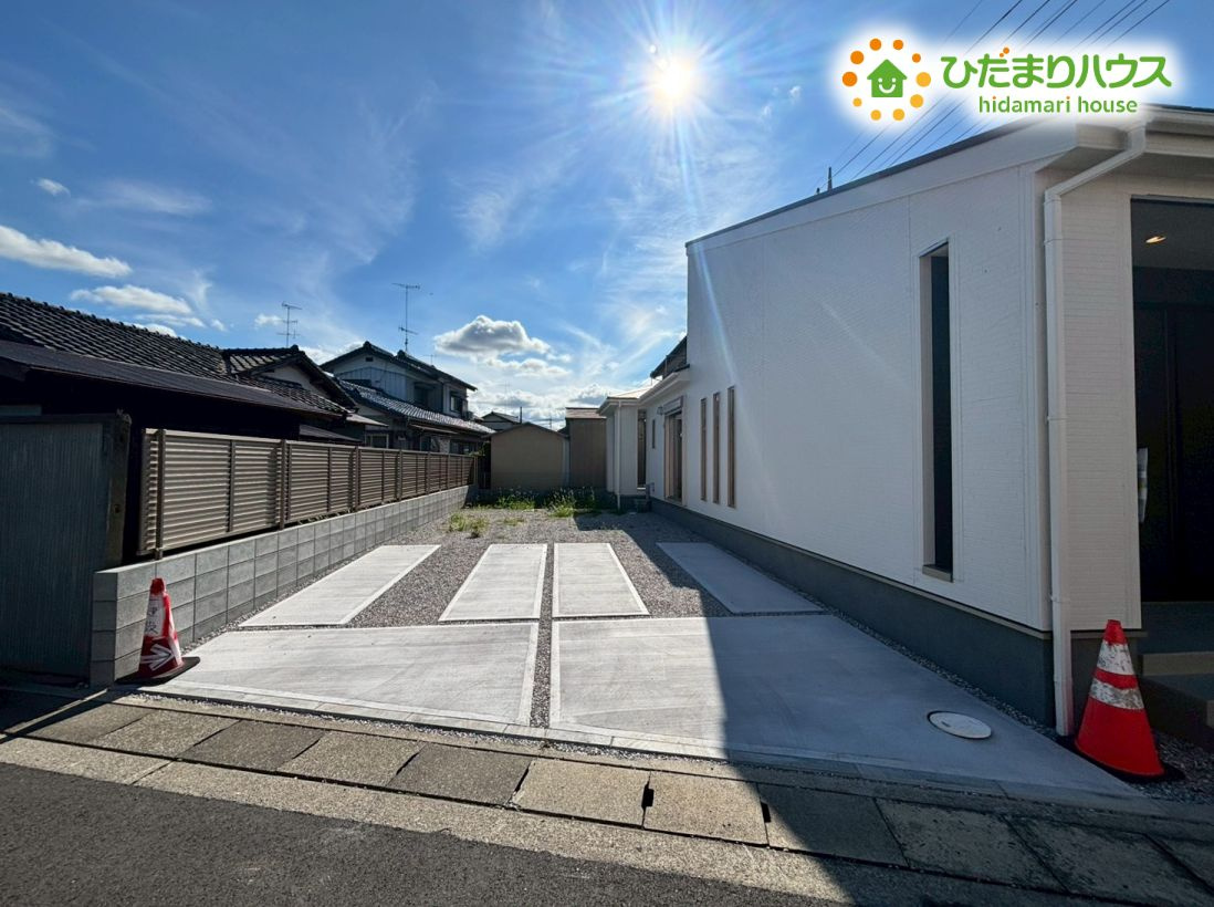 羽生市東　新築一戸建て　リーブルガーデン01の駐車場
