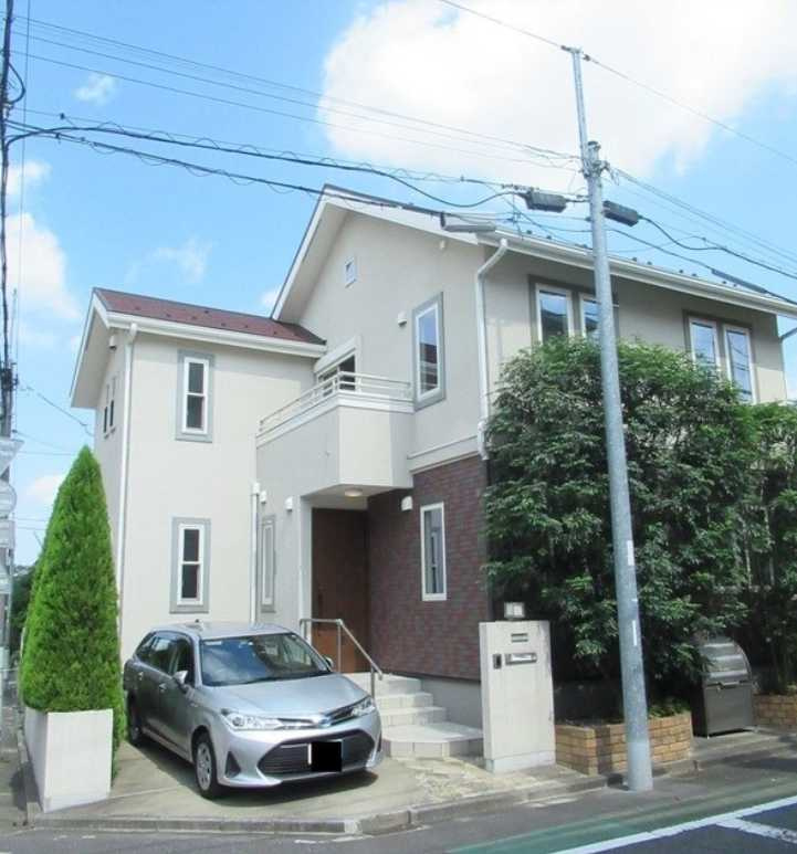 グランアミ　駐車場無料　楽器相談　テラスハウスの駐車場