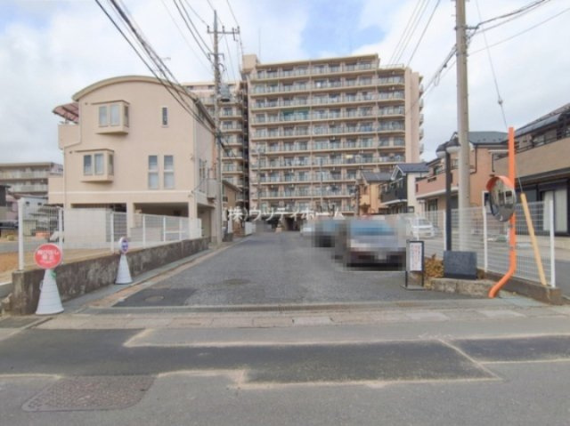 春日部ファミールハイツ　中古マンションのエントランス