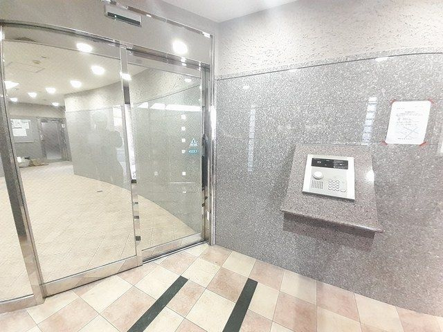 グレイスあらかわのエントランス