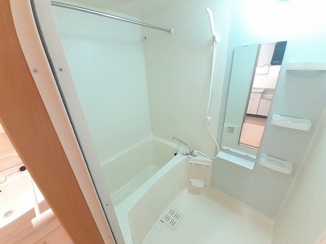 グレイスあらかわの浴室