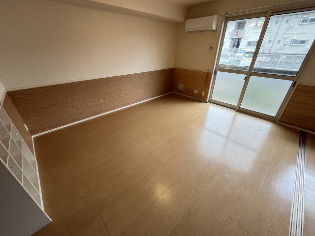 プラシデス　Ｂ棟の居間・リビング