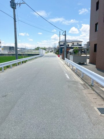 《オーナーチェンジ》ソーラー櫻坂の周辺|《オーナーチェンジ物件》前面道路