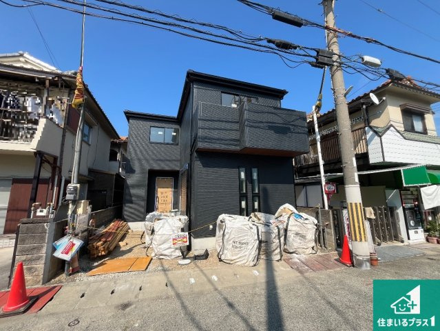 加古川市平岡町新在家　第6期　新築一戸建ての外観|周辺は落ち着いた街並みの住宅地！子育てがしやすい住環境です！まだ未完成ですが、現地でしかわからない事もございます。是非一度ご覧ください。