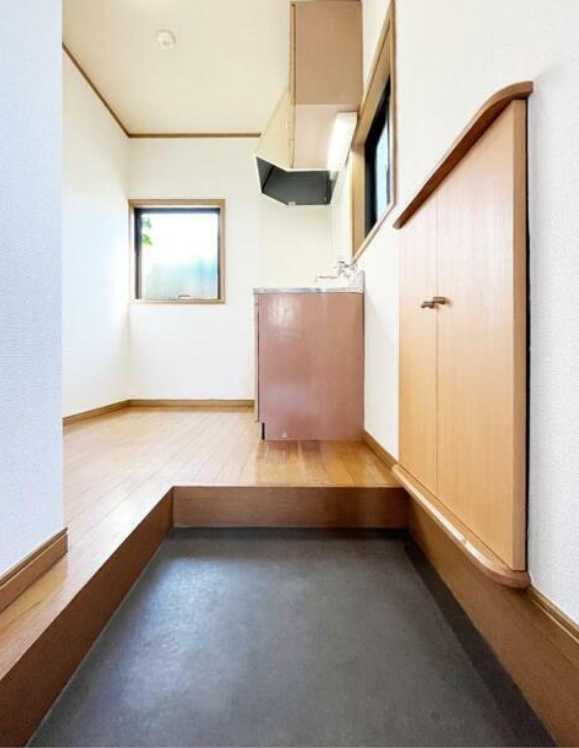 ポルテ駒沢　角部屋　最上階　バストイレ別の玄関