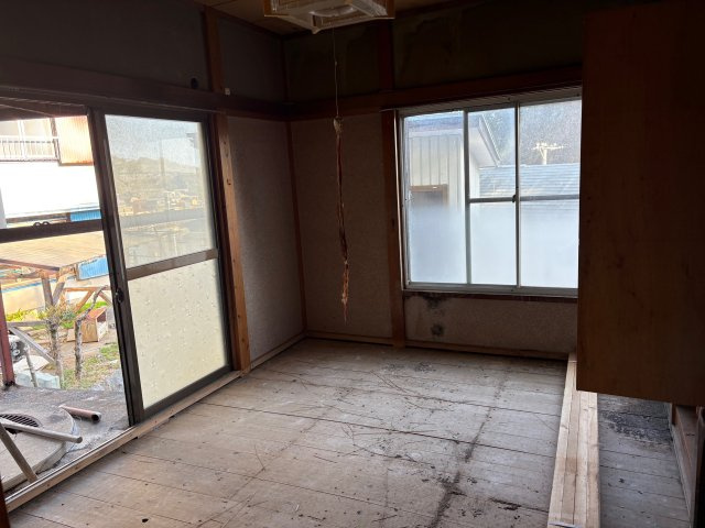 河津町　見高の和室