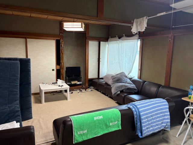 河津町　見高の内装