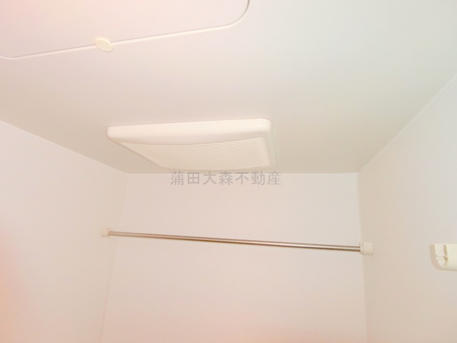 武蔵新田駅最上階角部屋の浴室