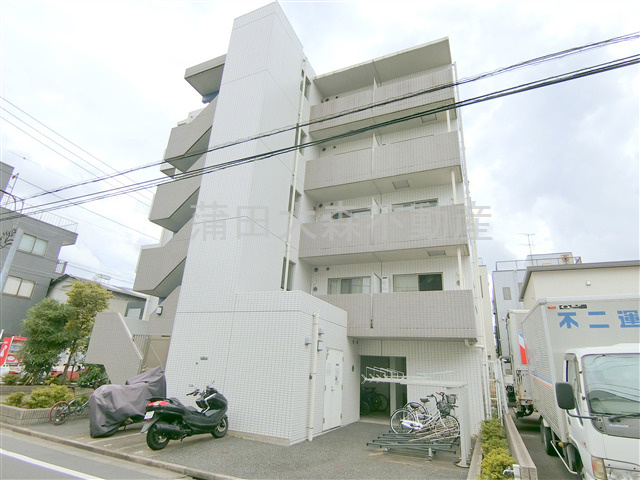 武蔵新田駅最上階角部屋の外観