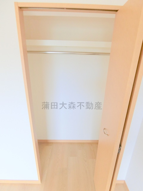 武蔵新田駅最上階角部屋の収納|洋室収納　クローゼット