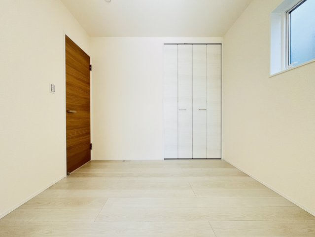 刈谷市泉田町半崎135『仲介手数料無料』新築一戸建て・建売の洋室