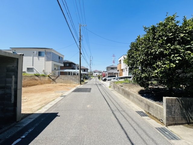 刈谷市泉田町半崎135『仲介手数料無料』新築一戸建て・建売の前面道路含む現地写真