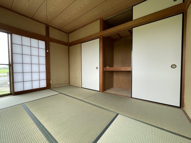 東金市東中中古戸建の収納