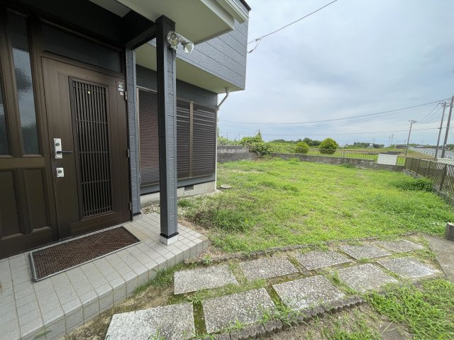 東金市東中中古戸建の庭