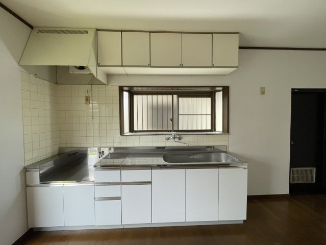 東金市東中中古戸建のキッチン