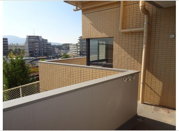 福岡市南区筑紫丘２丁目の賃貸マンションのバルコニー
