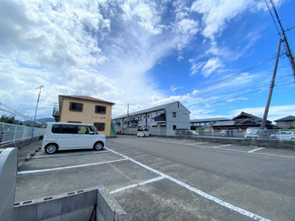 【駐車場】 | ファミリー四季