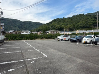 【駐車場】 | ファミリー四季
