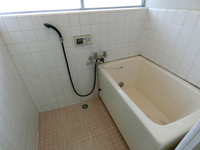 【浴室】 | 松戸市 常盤平西窪町戸建て 二世帯住居
