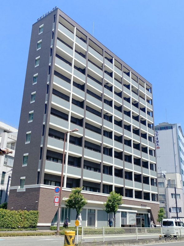 セイワパレス玉造駅前の外観