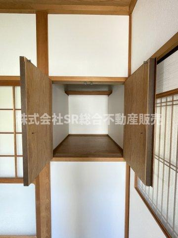 西堤学園町2丁目中古テラスハウスの収納|収納豊富です♪