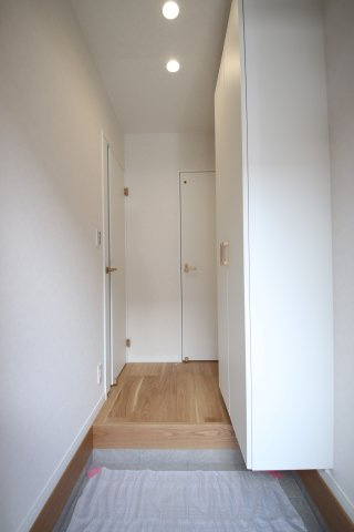 【玄関】 | ブリーズテラス本町