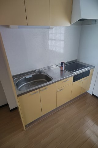 サンヒルズ丸山台のキッチン|同間取り別室の参考写真です