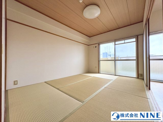 エメラルドマンション古京の和室