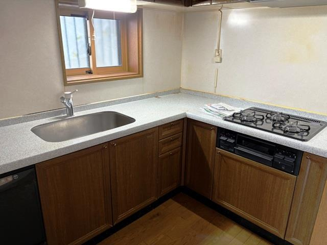御影山手5丁目戸建のキッチン