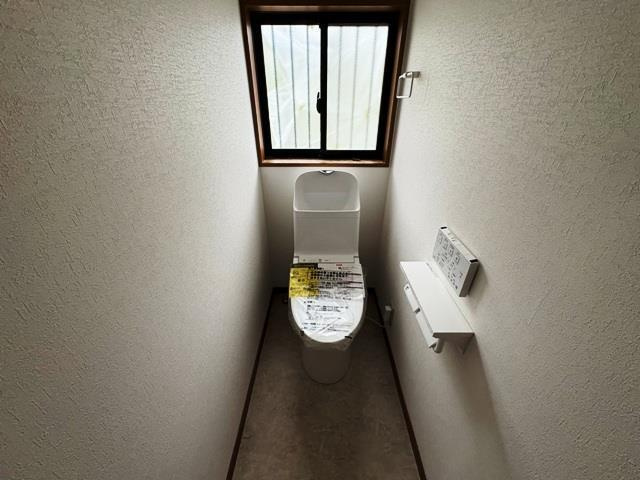 御影山手5丁目戸建のトイレ
