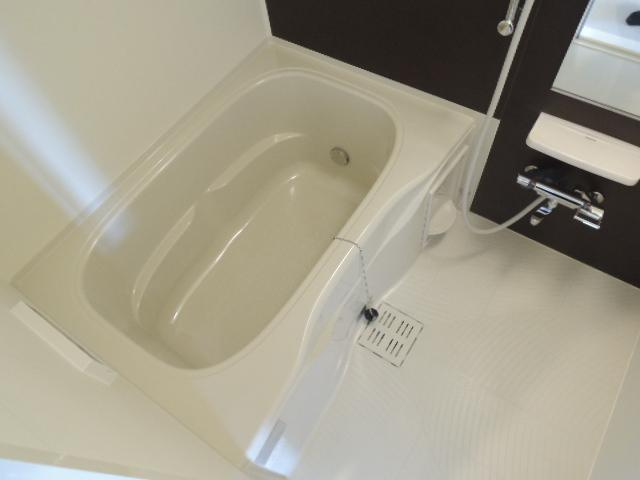 ステーションフロント浅草の浴室|浴槽
