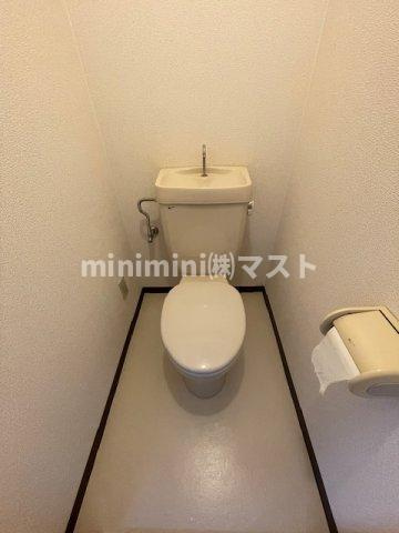 LakiaMaison弁天町のトイレ