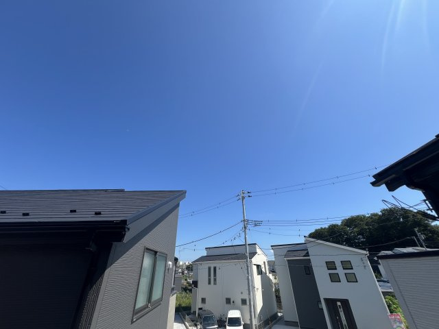 開発分譲地で綺麗な街並み！家の目の前で遊べて安心♪な【大和市福田新築戸建】の展望