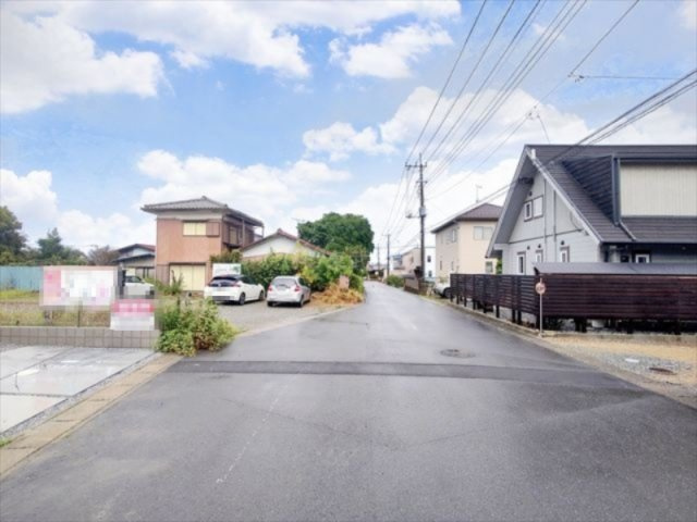 【前面道路含む現地写真】の画像