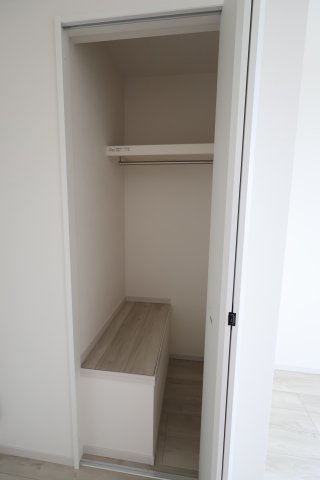《仲介手数料無料》浦和区上木崎８丁目12-4新築一戸建て‎の収納