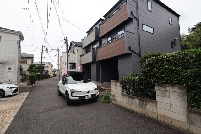 《仲介手数料無料》浦和区上木崎８丁目12-4新築一戸建て‎の外観