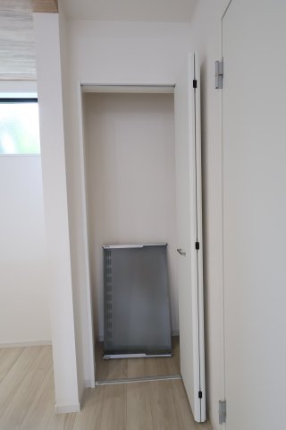 《仲介手数料無料》浦和区上木崎８丁目12-4新築一戸建て‎の収納