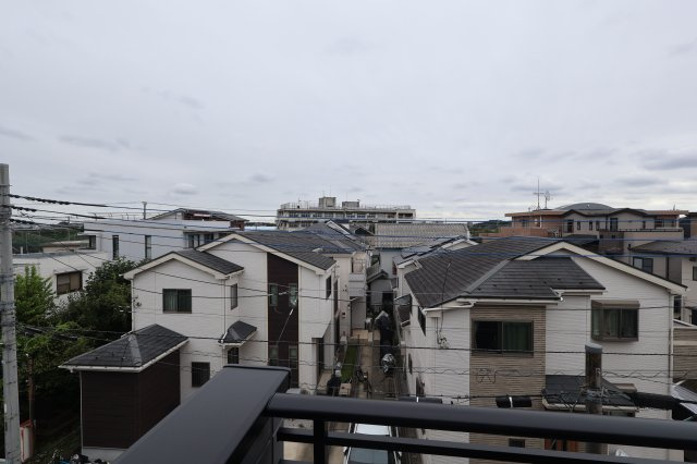 《仲介手数料無料》浦和区上木崎８丁目12-4新築一戸建て‎の展望