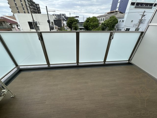 プレジオ塚本ASIANのバルコニー