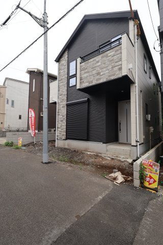 《仲介手数料無料》浦和区上木崎８丁目12-4新築一戸建て‎の外観|撮影日 2026年8月30日 11:00 曇り